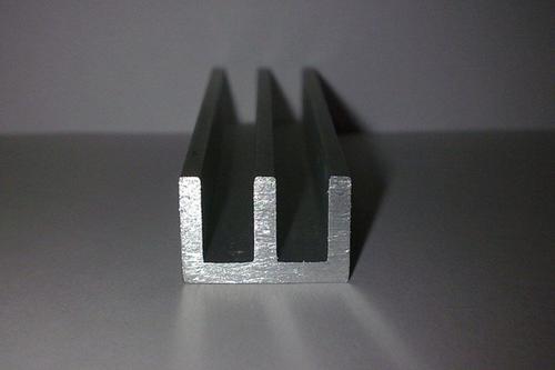 Алюминиевый Ш-образный профиль